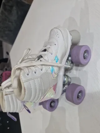 Patines de 4 ruedas blancos