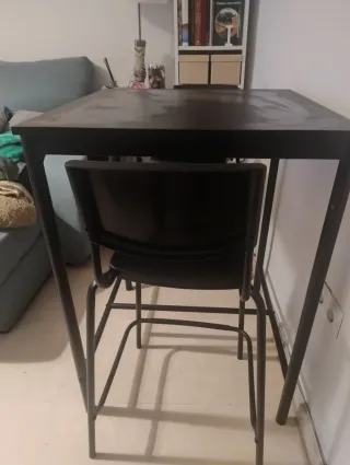 Conjunto mesa alta y dos taburetes ikea Sandsberg