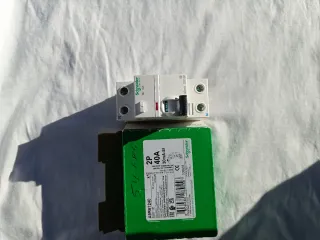 Interruptor Diferencial Schneider A9R61240