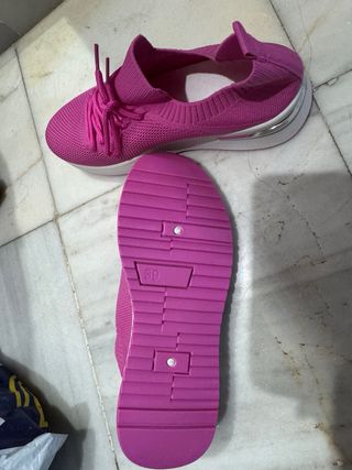Zapatillas deportivas rosas