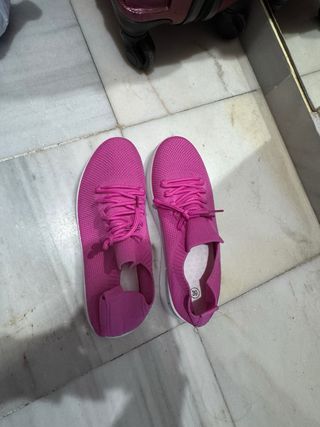 Zapatillas deportivas rosas