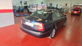 Skoda Superb 2005