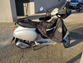 Vespa LX 125cc Gris