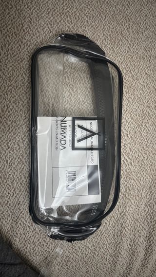 Neceser transparente Numada negro