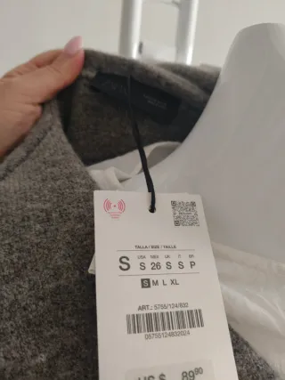 Chaqueta de punto Zara gris/beige entallada