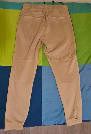 Pantalón chándal chico beige