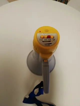 Megáfono Polytop HH-1002