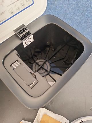 Robot aspirador AIRROBO GT21 láser con autovaciado