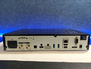 Receptor GigaBlue UHD Quad 4K Linux Enigma2