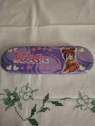 Scatola metallo vintage Witch porta oggetti Disney