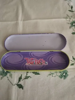 Scatola metallo vintage Witch porta oggetti Disney