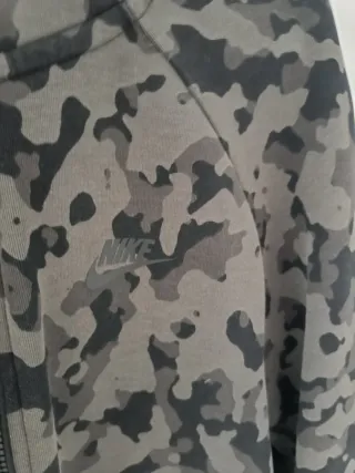 Sudadera Nike Tech Fleece Camuflaje Talla S