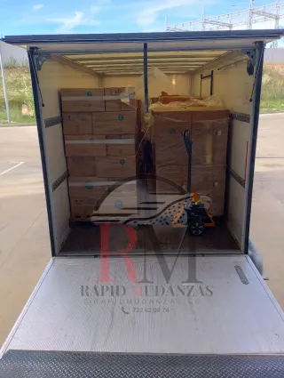 Mudanzas y transportes económicos