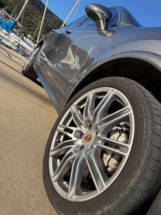 Porsche Cayenne SD 4.2 v8 385cv Año 2016