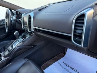 Porsche Cayenne SD 4.2 v8 385cv Año 2016