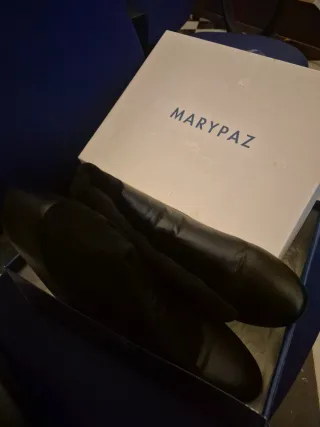 Botas Mary Paz Negras Tacón Cocodrilo