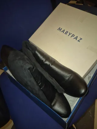 Botas Mary Paz Negras Tacón Cocodrilo