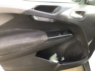 Ford Transit Courier 2020