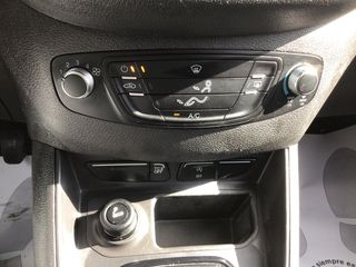 Ford Transit Courier 2020