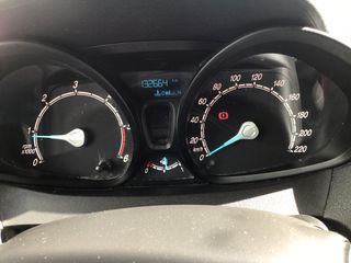 Ford Transit Courier 2020