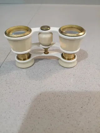 Binocolo da teatro vintage