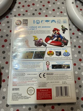 Mario Kart Wii + 5 Volantes Wii