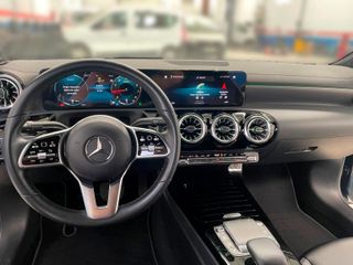 Mercedes-Benz CLA (180)  2023