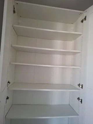 Armario blanco Ikea 2 puertas