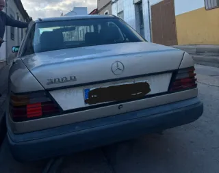 Mercedes-Benz 300 D 1988