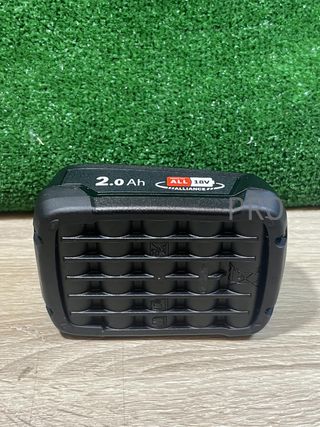 Taladro percutor a batería 18V-40 Bosch