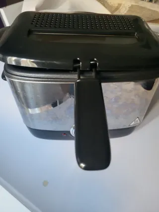 Freidora Eléctrica 1L