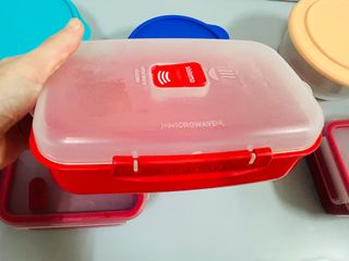 Cierran herméticamente, los de la marca Tupperware