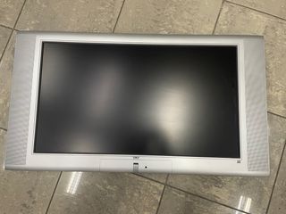 Lote Televisores LG y OKI (oki sin soporte) 32 26