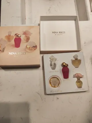 Cofre Miniaturas Perfume Nina Ricci (5)