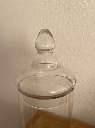 Jarrón de cristal alto con tapa