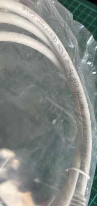 4 Cables red Ethernet Cat6 1m RJ45