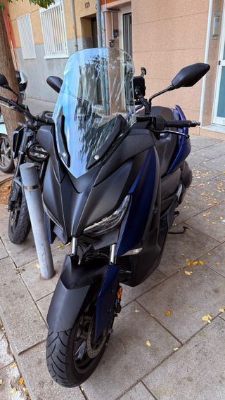 Yamaha XMAX 400 Maxiscooter año 2018
