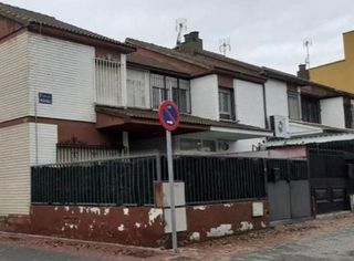 Casa adosada en venta en Daganzo de Arriba