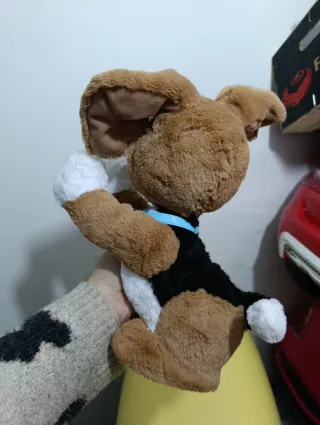 Perro de peluche interactivo