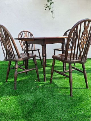 Conjunto mesa y 4 sillas Windsor