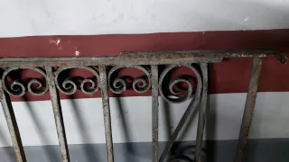 Reja antigua estilo modernista