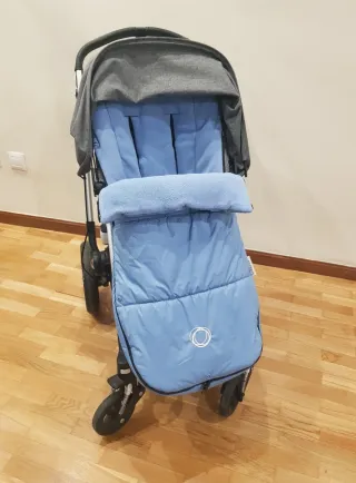 Saco Bugaboo azul para silla de paseo