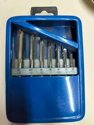 Juego de machos y brocas M3-M12