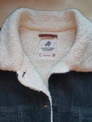 Cazadora Pana Negra Pull&Bear Talla L