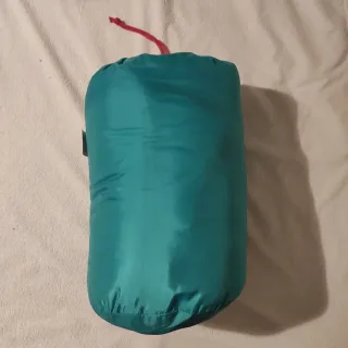 Saco de dormir impermeable con capucha