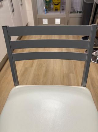 Taburetes altos cocina metal y polipiel