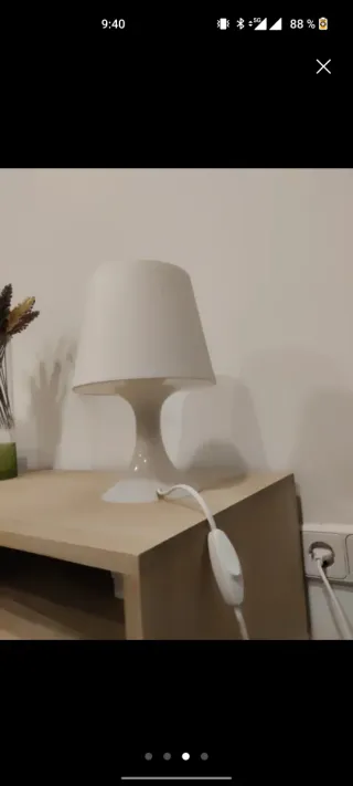 Lámpara de mesa Ikea blanca