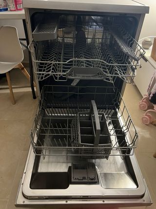 Lavavajillas Acero Inoxidable con plástico y todo