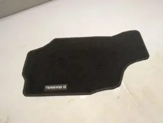 + Nissan Terrano 2 Corto Alfombrillas a medida