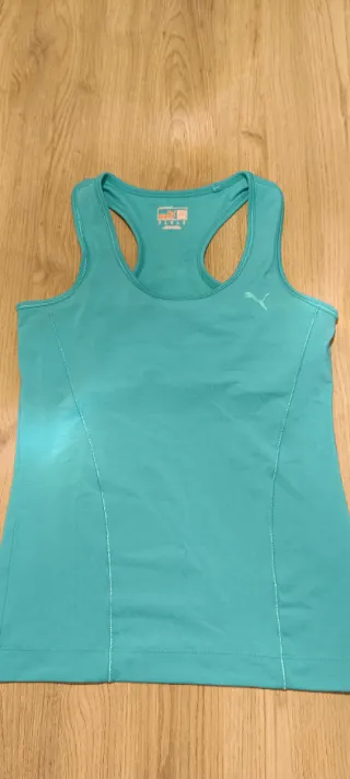 Top deportivo Puma